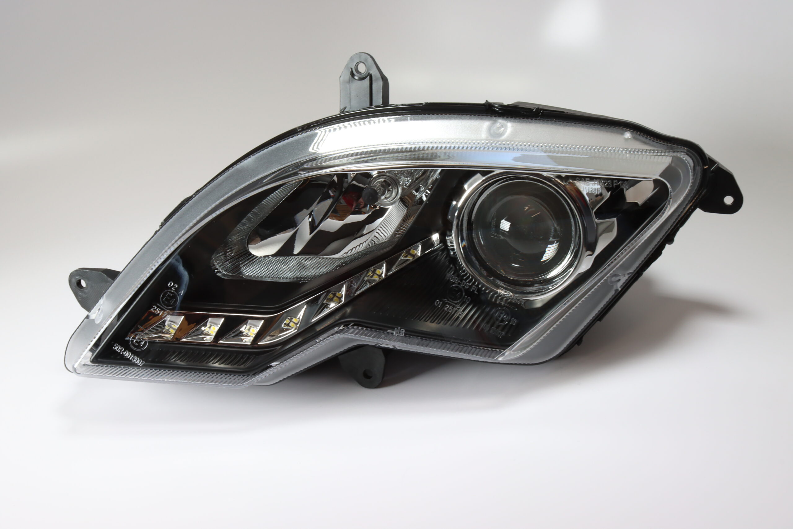 Moto light Headlight Careta Comp. Skr 200 - China Motorcycle Headlight,  Headlight Assy